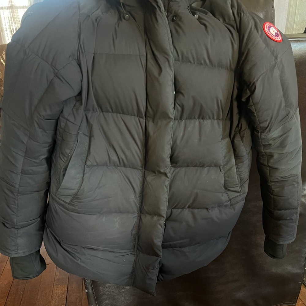 Womens Canada Goose Black Puffer Jacket